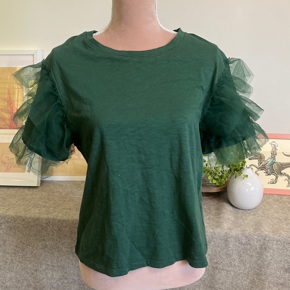 Anthropologie cotton tee with tulle sleeves